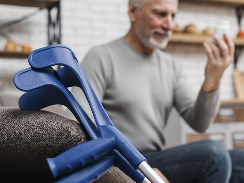 Медичні милиці