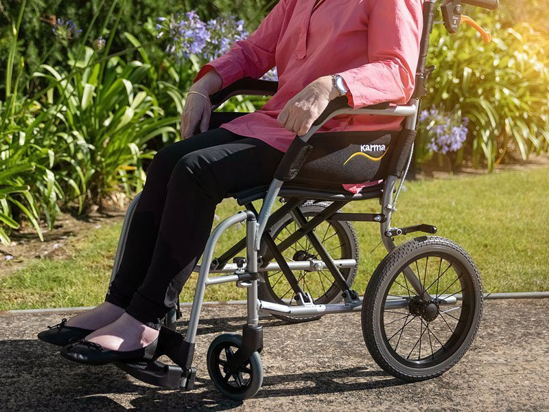 Транспортное средство для людей с ограниченными возможностями