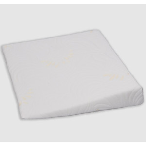 Подушка для новонароджених Olvi "Клин" J2303 02111
