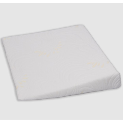 Подушка для новорожденных Olvi "Клин" J2303 02111